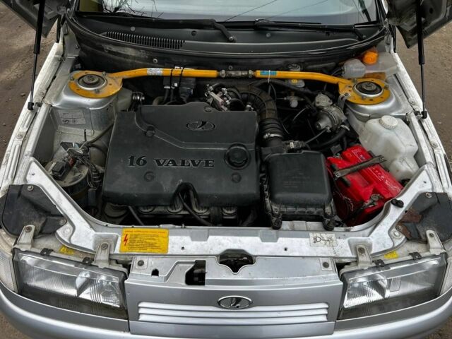 Серый ВАЗ 2110, объемом двигателя 1.6 л и пробегом 102 тыс. км за 2850 $, фото 13 на Automoto.ua