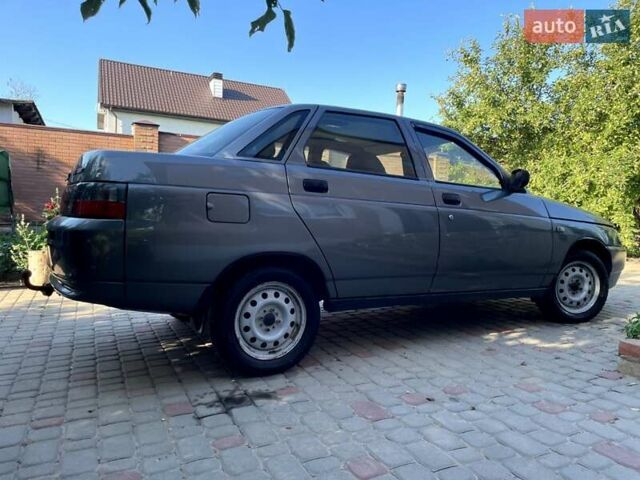 Серый ВАЗ 2110, объемом двигателя 1.6 л и пробегом 35 тыс. км за 3500 $, фото 4 на Automoto.ua