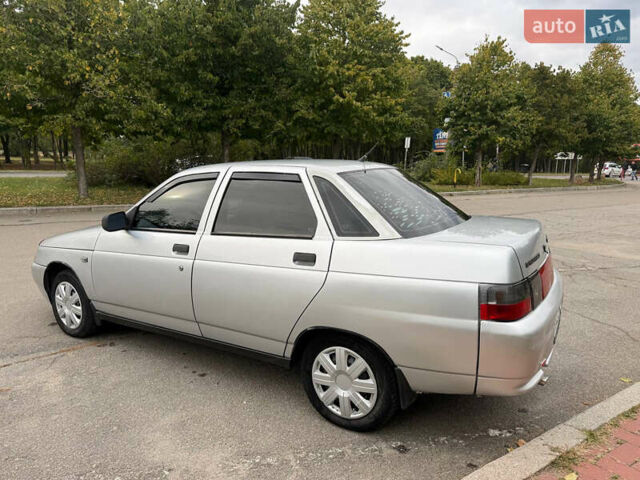 Сірий ВАЗ 2110, об'ємом двигуна 1.6 л та пробігом 240 тис. км за 2750 $, фото 4 на Automoto.ua