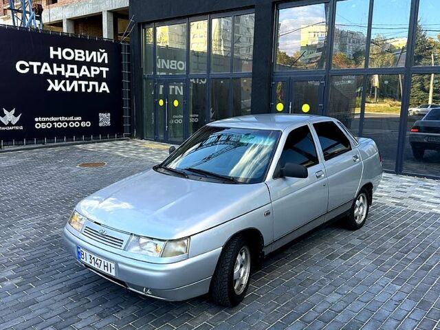 Сірий ВАЗ 2110, об'ємом двигуна 1.6 л та пробігом 200 тис. км за 1999 $, фото 1 на Automoto.ua