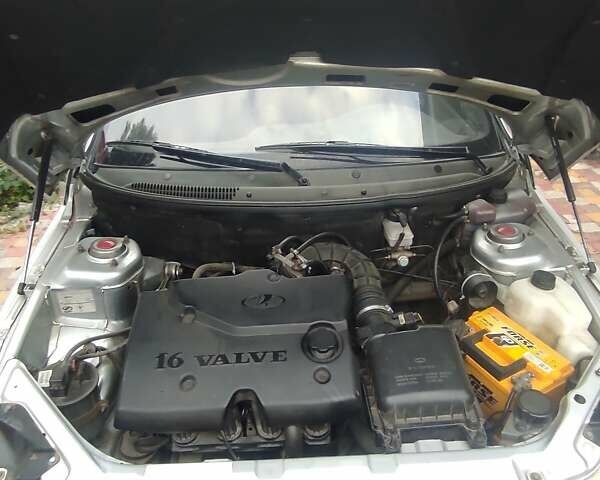 Серый ВАЗ 2110, объемом двигателя 1.6 л и пробегом 90 тыс. км за 2800 $, фото 3 на Automoto.ua