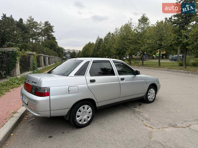 Сірий ВАЗ 2110, об'ємом двигуна 1.6 л та пробігом 240 тис. км за 2750 $, фото 9 на Automoto.ua