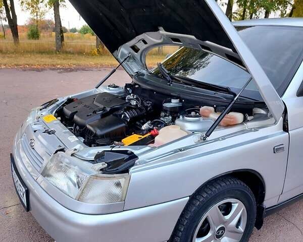 Серый ВАЗ 2110, объемом двигателя 1.6 л и пробегом 140 тыс. км за 2900 $, фото 50 на Automoto.ua