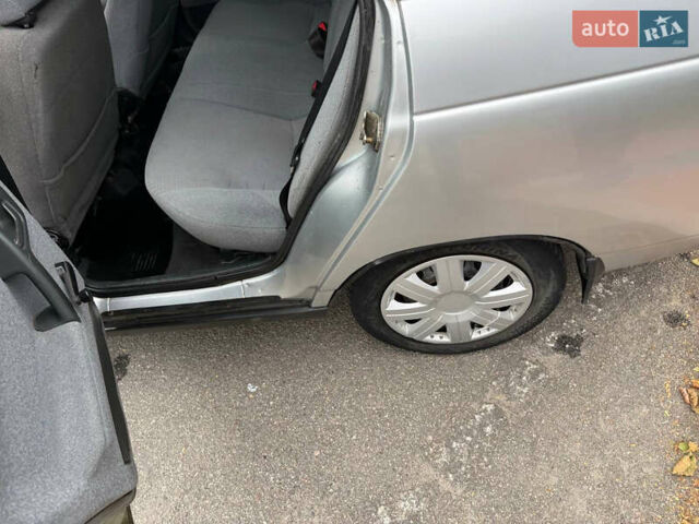 Сірий ВАЗ 2110, об'ємом двигуна 1.6 л та пробігом 240 тис. км за 2750 $, фото 16 на Automoto.ua