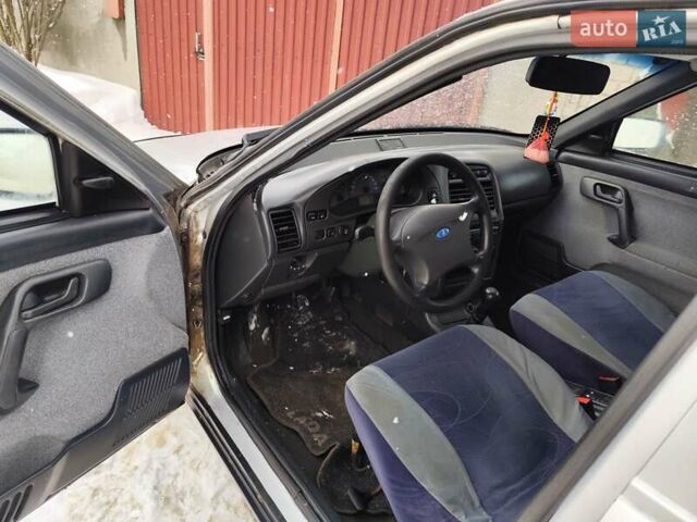 Серый ВАЗ 2110, объемом двигателя 1.58 л и пробегом 162 тыс. км за 1999 $, фото 23 на Automoto.ua