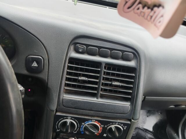 Серый ВАЗ 2110, объемом двигателя 1.6 л и пробегом 198 тыс. км за 2100 $, фото 5 на Automoto.ua