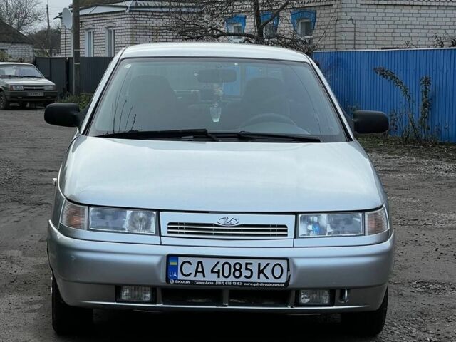 Серый ВАЗ 2110, объемом двигателя 1.6 л и пробегом 102 тыс. км за 2850 $, фото 1 на Automoto.ua