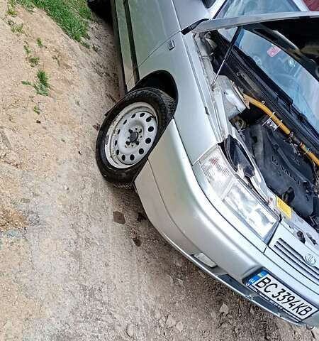 Серый ВАЗ 2110, объемом двигателя 1.6 л и пробегом 101 тыс. км за 1850 $, фото 2 на Automoto.ua