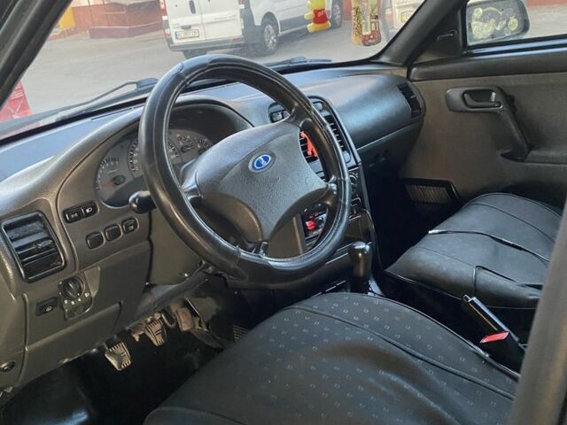 Серый ВАЗ 2110, объемом двигателя 1.6 л и пробегом 180 тыс. км за 1650 $, фото 7 на Automoto.ua