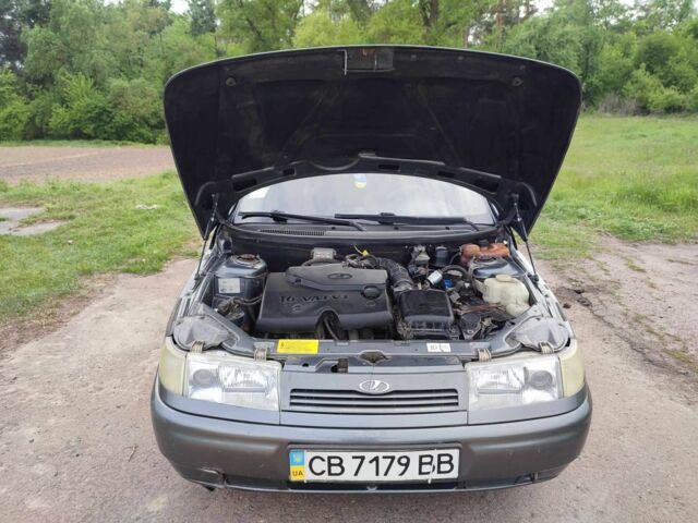 Сірий ВАЗ 2110, об'ємом двигуна 1.6 л та пробігом 170 тис. км за 1600 $, фото 9 на Automoto.ua