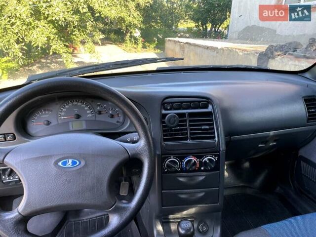 Серый ВАЗ 2110, объемом двигателя 1.6 л и пробегом 35 тыс. км за 3500 $, фото 8 на Automoto.ua