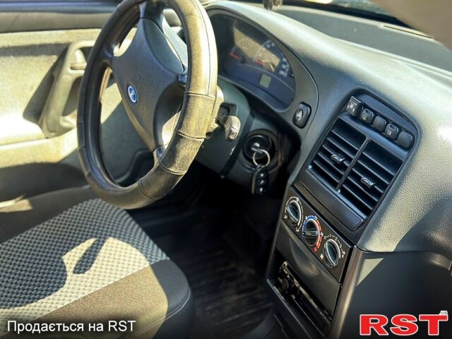 Сірий ВАЗ 2110, об'ємом двигуна 1.6 л та пробігом 208 тис. км за 2300 $, фото 6 на Automoto.ua