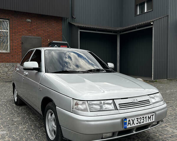 Серый ВАЗ 2110, объемом двигателя 1.6 л и пробегом 220 тыс. км за 3500 $, фото 5 на Automoto.ua