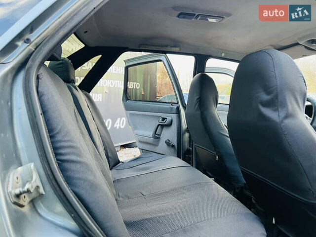 Серый ВАЗ 2110, объемом двигателя 1.6 л и пробегом 213 тыс. км за 2200 $, фото 15 на Automoto.ua