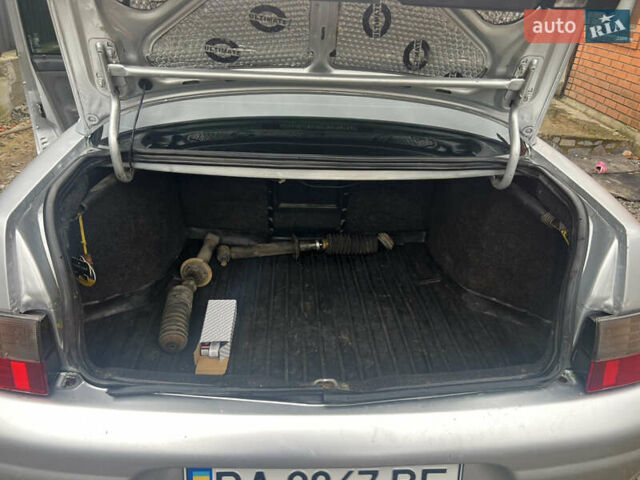 Сірий ВАЗ 2110, об'ємом двигуна 1.6 л та пробігом 245 тис. км за 1999 $, фото 2 на Automoto.ua