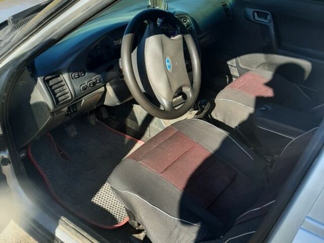 Серый ВАЗ 2110, объемом двигателя 1.6 л и пробегом 183 тыс. км за 1550 $, фото 5 на Automoto.ua