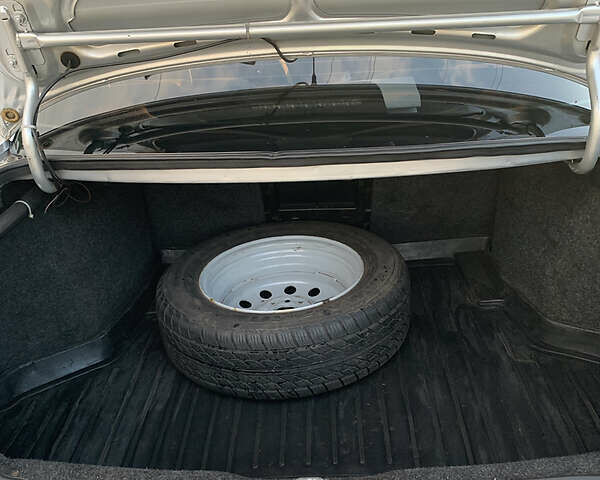 Серый ВАЗ 2110, объемом двигателя 1.6 л и пробегом 205 тыс. км за 2700 $, фото 3 на Automoto.ua