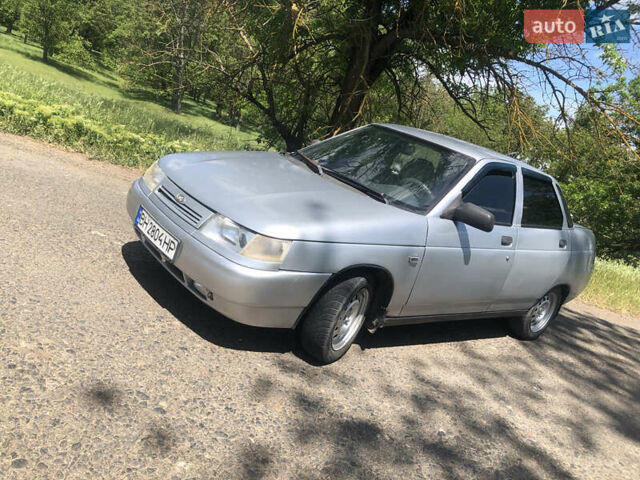 Серый ВАЗ 2110, объемом двигателя 1.6 л и пробегом 220 тыс. км за 1999 $, фото 3 на Automoto.ua