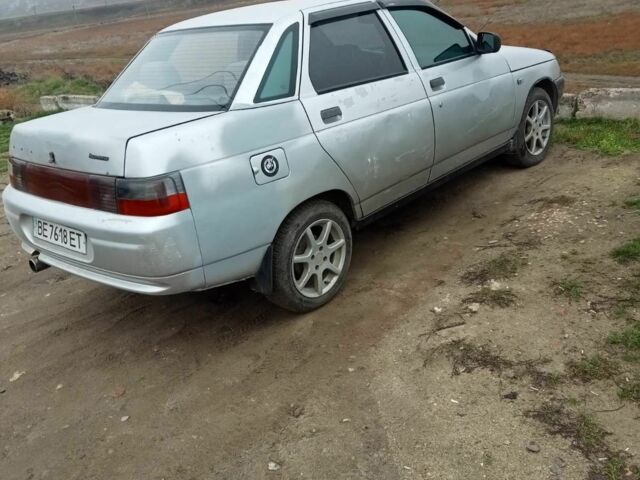 Серый ВАЗ 2110, объемом двигателя 1.6 л и пробегом 183 тыс. км за 1550 $, фото 2 на Automoto.ua