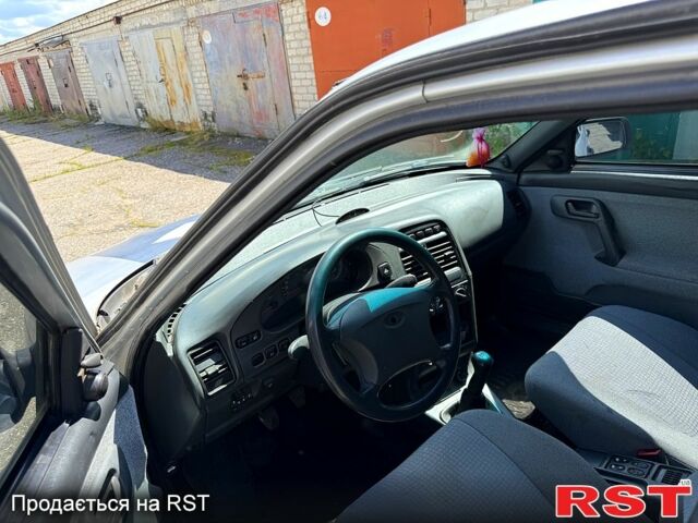 Серый ВАЗ 2110, объемом двигателя 1.6 л и пробегом 83 тыс. км за 1300 $, фото 4 на Automoto.ua