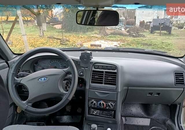 Серый ВАЗ 2110, объемом двигателя 1.6 л и пробегом 111 тыс. км за 2992 $, фото 18 на Automoto.ua