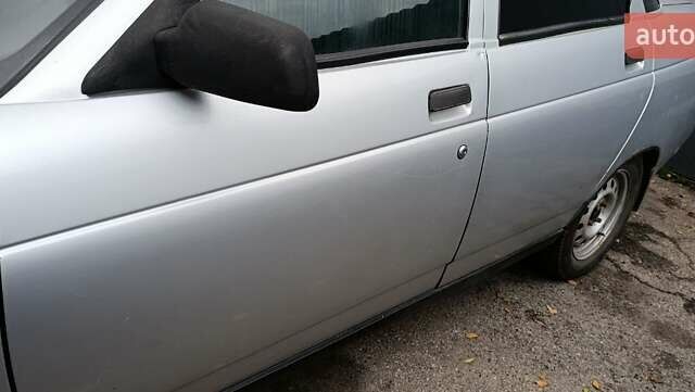 Серый ВАЗ 2110, объемом двигателя 1.6 л и пробегом 150 тыс. км за 1200 $, фото 7 на Automoto.ua