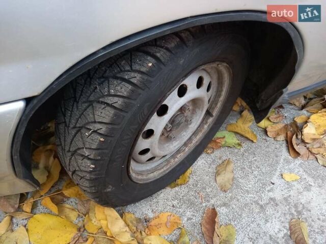 Сірий ВАЗ 2110, об'ємом двигуна 1.6 л та пробігом 263 тис. км за 2500 $, фото 5 на Automoto.ua