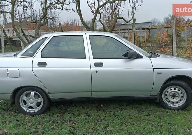 Серый ВАЗ 2110, объемом двигателя 1.6 л и пробегом 111 тыс. км за 2992 $, фото 11 на Automoto.ua