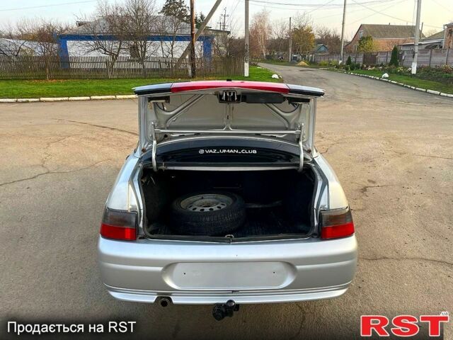 Серый ВАЗ 2110, объемом двигателя 1.6 л и пробегом 160 тыс. км за 2200 $, фото 3 на Automoto.ua