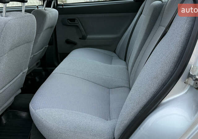 Серый ВАЗ 2110, объемом двигателя 1.6 л и пробегом 42 тыс. км за 3499 $, фото 11 на Automoto.ua