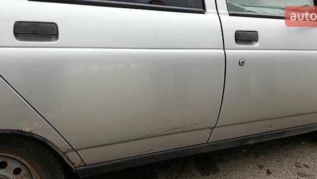 Серый ВАЗ 2110, объемом двигателя 1.6 л и пробегом 150 тыс. км за 1200 $, фото 3 на Automoto.ua