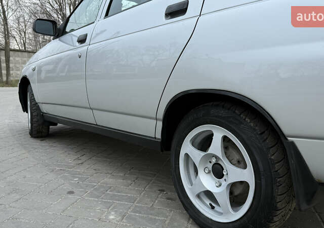 Серый ВАЗ 2110, объемом двигателя 1.6 л и пробегом 42 тыс. км за 3499 $, фото 8 на Automoto.ua