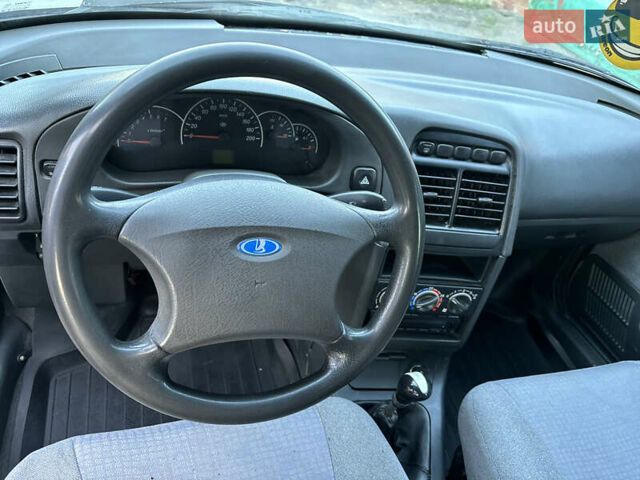 Сірий ВАЗ 2110, об'ємом двигуна 1.6 л та пробігом 176 тис. км за 2100 $, фото 14 на Automoto.ua