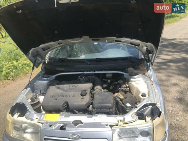 Серый ВАЗ 2110, объемом двигателя 1.6 л и пробегом 220 тыс. км за 1999 $, фото 10 на Automoto.ua