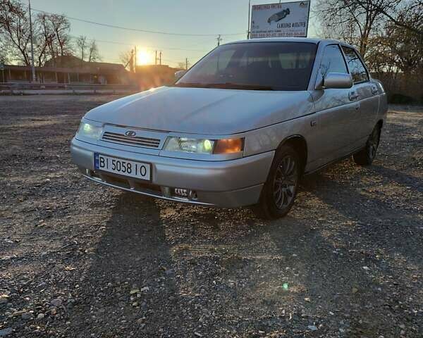 Серый ВАЗ 2110, объемом двигателя 1.5 л и пробегом 147 тыс. км за 2900 $, фото 1 на Automoto.ua