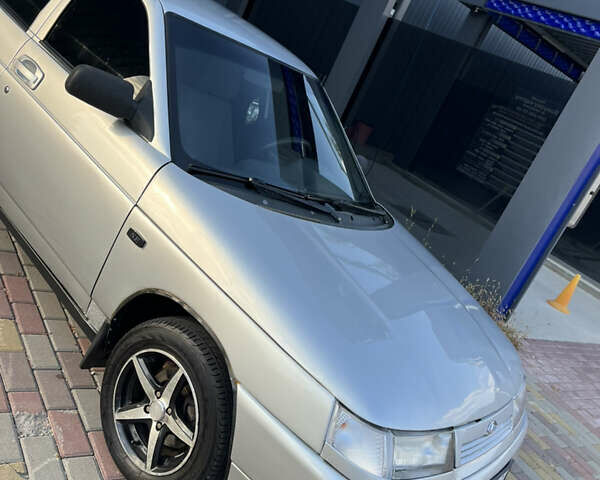 Серый ВАЗ 2110, объемом двигателя 1.6 л и пробегом 271 тыс. км за 2400 $, фото 6 на Automoto.ua