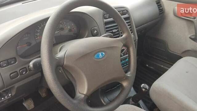 Серый ВАЗ 2110, объемом двигателя 1.6 л и пробегом 90 тыс. км за 3200 $, фото 5 на Automoto.ua