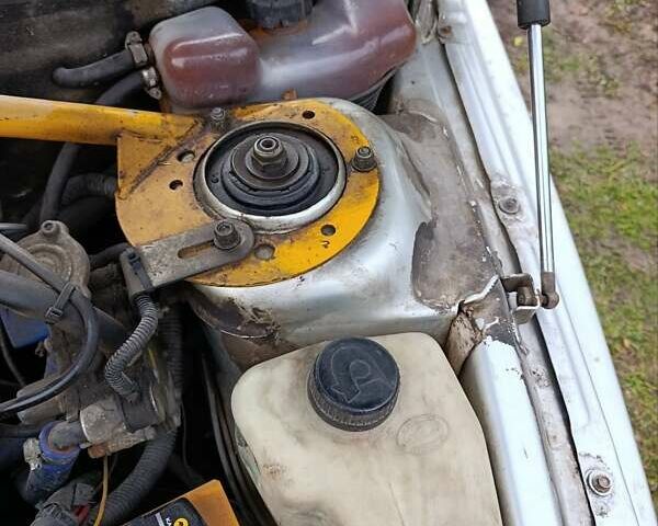 ВАЗ 2110 2009 в Сумах на Automoto.ua Серый ВАЗ 2110, объемом двигателя 1.6 л и пробегом 226 тыс. км за 1950 $, фото 7 на Automoto.ua