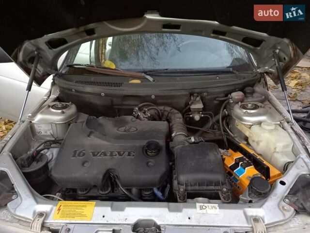 Сірий ВАЗ 2110, об'ємом двигуна 1.6 л та пробігом 263 тис. км за 2500 $, фото 4 на Automoto.ua