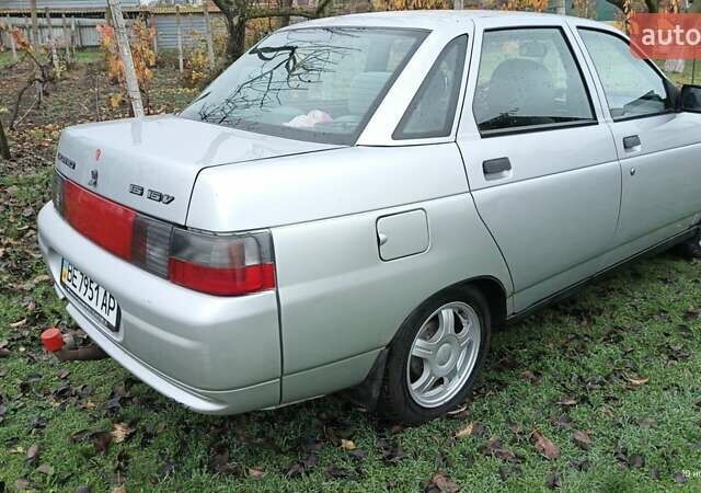 Серый ВАЗ 2110, объемом двигателя 1.6 л и пробегом 111 тыс. км за 2992 $, фото 6 на Automoto.ua