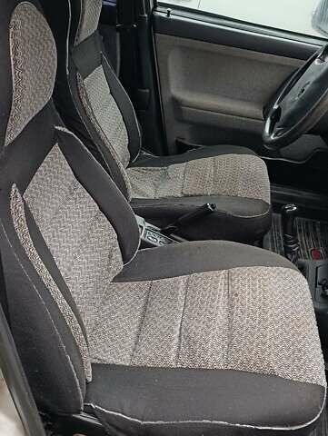 Серый ВАЗ 2110, объемом двигателя 1.6 л и пробегом 150 тыс. км за 1200 $, фото 9 на Automoto.ua