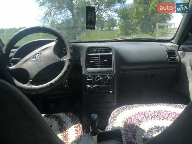 Серый ВАЗ 2110, объемом двигателя 1.6 л и пробегом 220 тыс. км за 1999 $, фото 5 на Automoto.ua