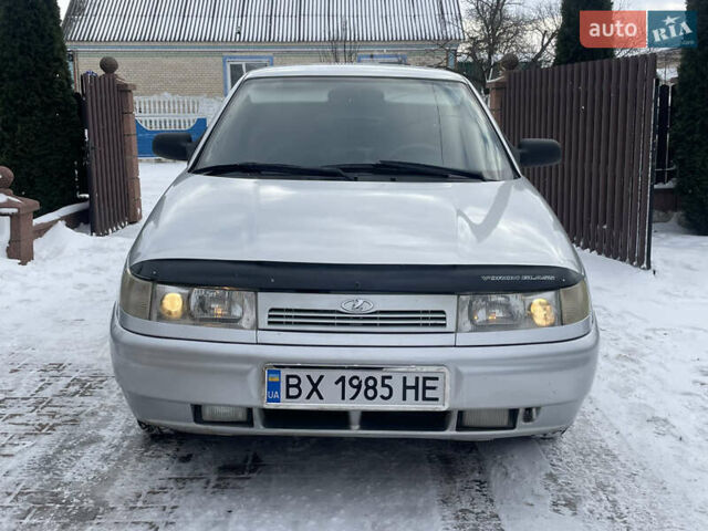 Серый ВАЗ 2110, объемом двигателя 1.6 л и пробегом 206 тыс. км за 2200 $, фото 4 на Automoto.ua