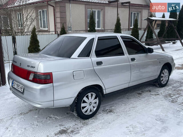 Серый ВАЗ 2110, объемом двигателя 1.6 л и пробегом 206 тыс. км за 2200 $, фото 9 на Automoto.ua