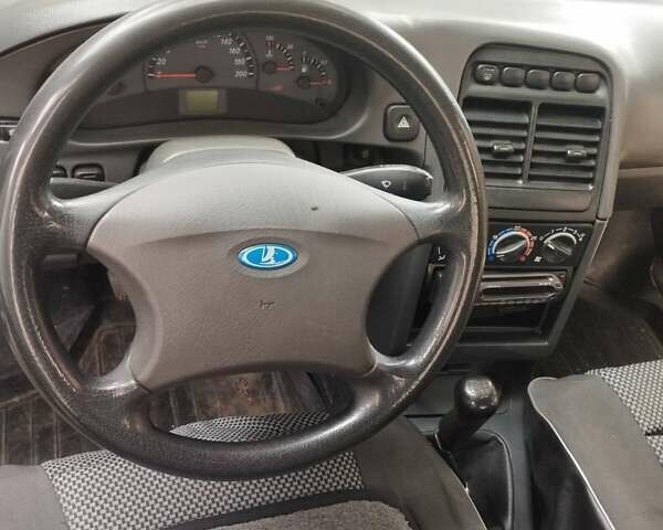 Серый ВАЗ 2110, объемом двигателя 1.6 л и пробегом 120 тыс. км за 2299 $, фото 3 на Automoto.ua