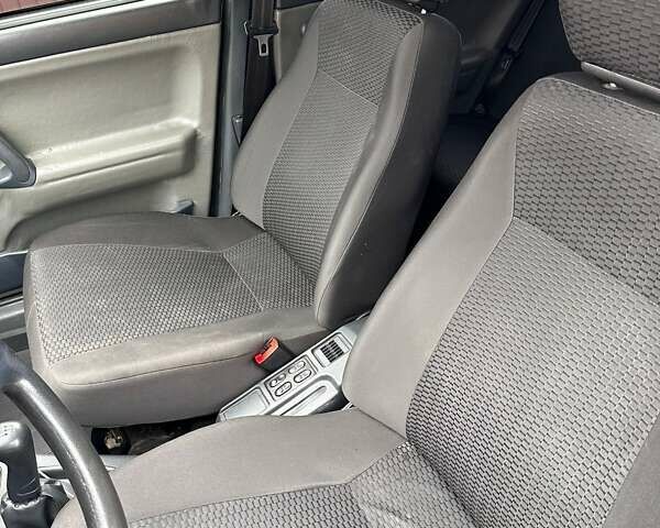 Сірий ВАЗ 2110, об'ємом двигуна 1.6 л та пробігом 151 тис. км за 4000 $, фото 4 на Automoto.ua