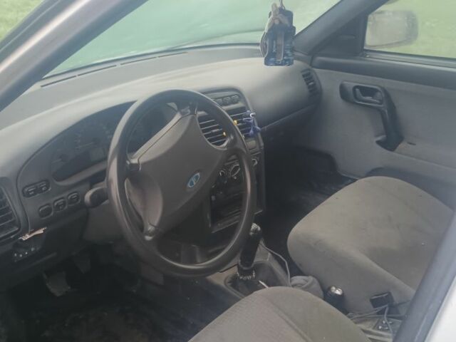 Серый ВАЗ 2110, объемом двигателя 1.6 л и пробегом 1 тыс. км за 1500 $, фото 2 на Automoto.ua