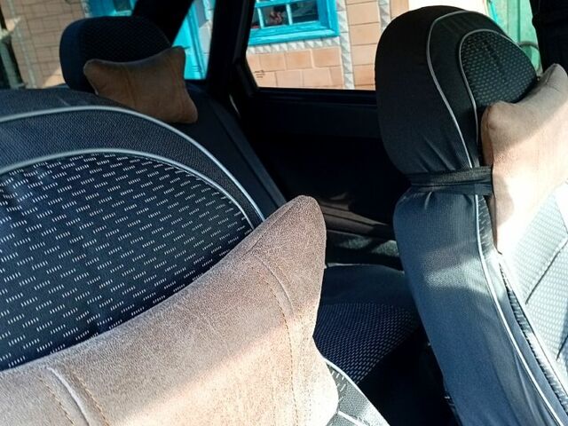 Сірий ВАЗ 2110, об'ємом двигуна 1.6 л та пробігом 100 тис. км за 3350 $, фото 4 на Automoto.ua