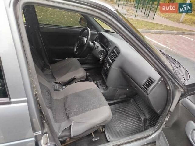 Сірий ВАЗ 2110, об'ємом двигуна 1.6 л та пробігом 139 тис. км за 3200 $, фото 6 на Automoto.ua
