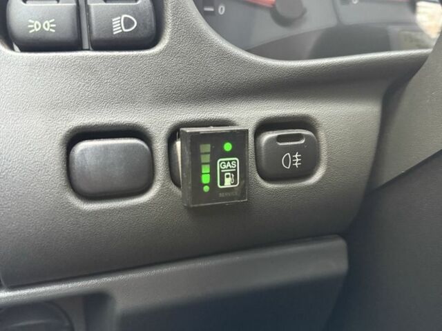 Сірий ВАЗ 2110, об'ємом двигуна 1.6 л та пробігом 190 тис. км за 2650 $, фото 21 на Automoto.ua